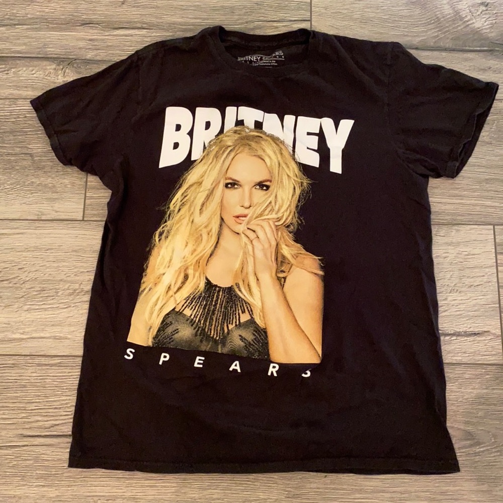 Britney Spears graphic tee.